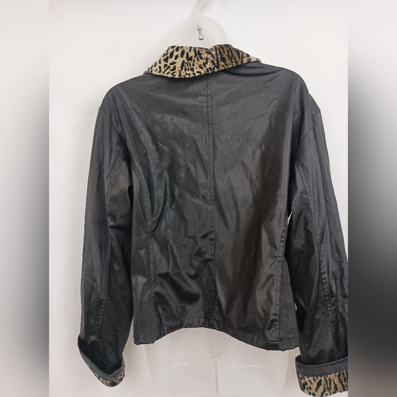 Black Jacket with Luxurious Leopard Animal Print Collar (#1,337)(C) - Picture 7 of 9